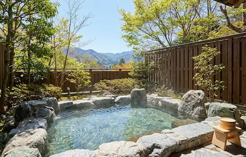 浅間温泉 露天風呂 — 松本から15分